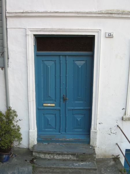 blue door no 2