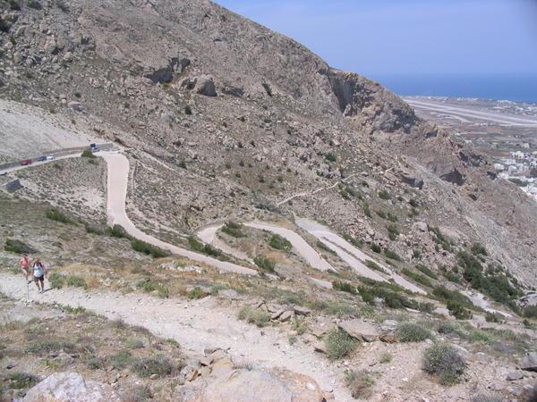 the windy uphill road to ancient Akrotiri 