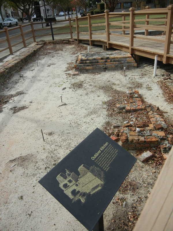 Pensacola - archeological dig 