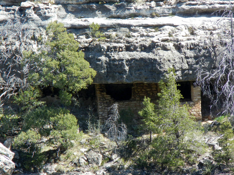 cliff dwellings used 8,000 years ago