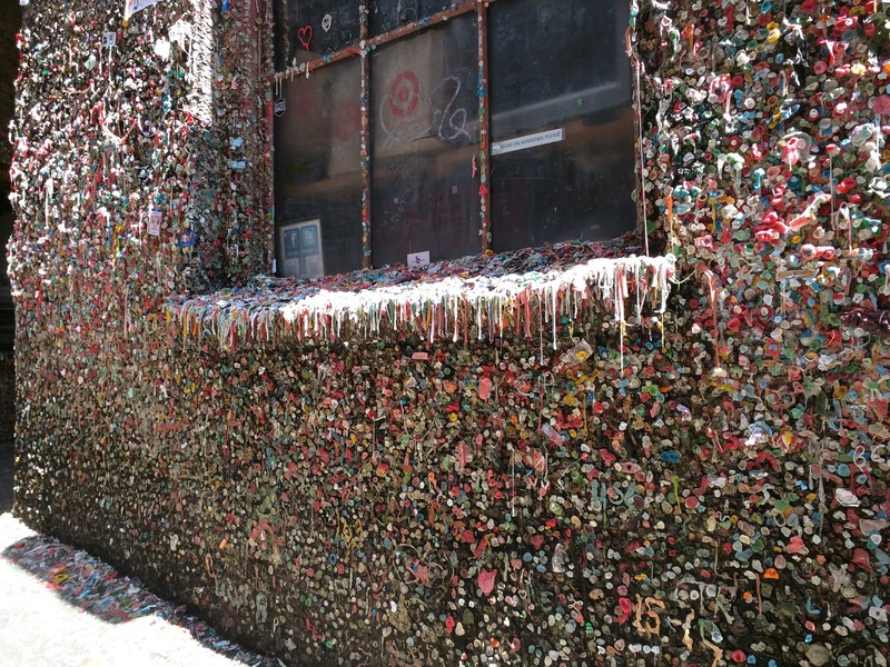 Waterfront gum wall