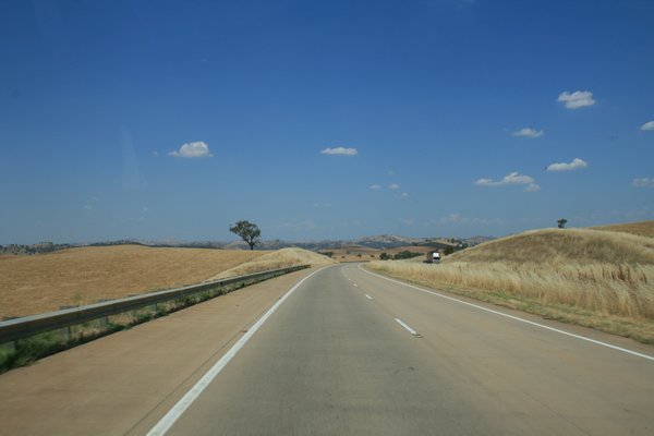 Road out of Wagga