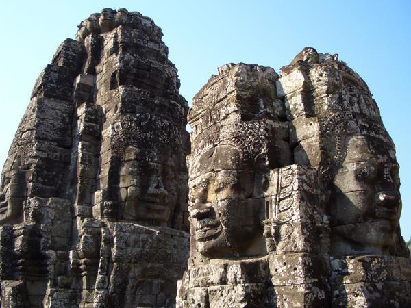 Giant stone faces of Bayon