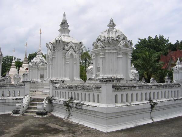 Royal Tombs 2