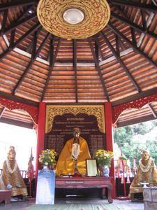 Wat Phan Tao 4
