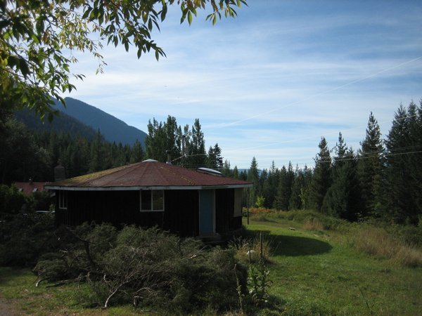 The Roundhouse Cabin
