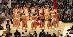 Sumo ceremony