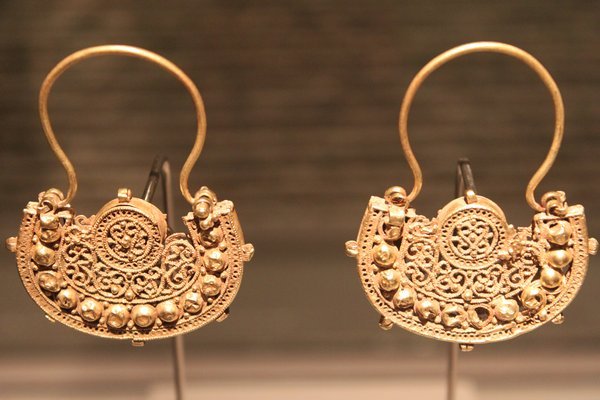 ancient earrings