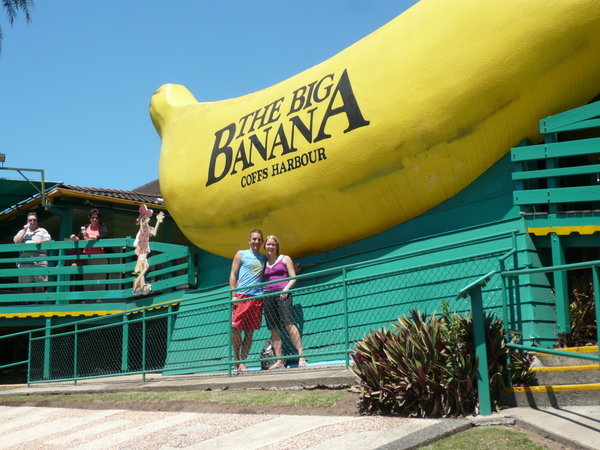 The Big Banana and the Big Apple