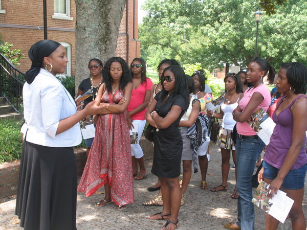 CHS Female Students Visit Spelman College