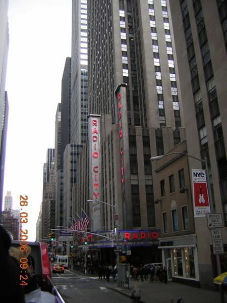 NY city street