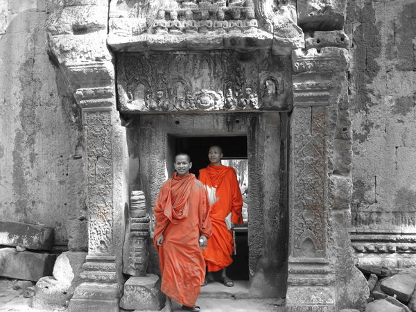 Monks at Ta Phrom