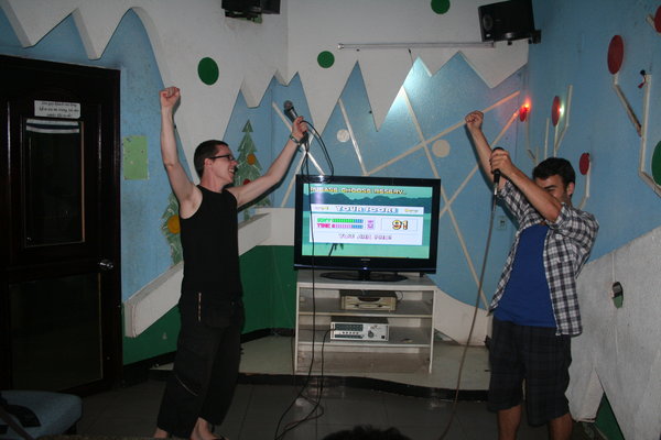 Saigon - karaoke!