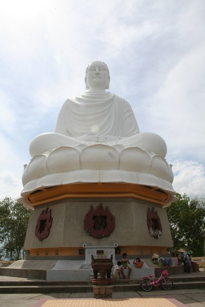 Long Son pagoda - big Buddha
