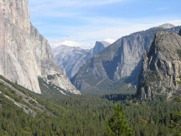 Yosemite, a valley carved by glaciers