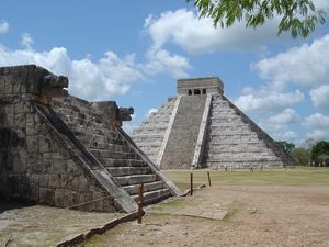 Chichen Itza/ The Castle