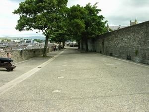 A very wide wall in the City of Derry