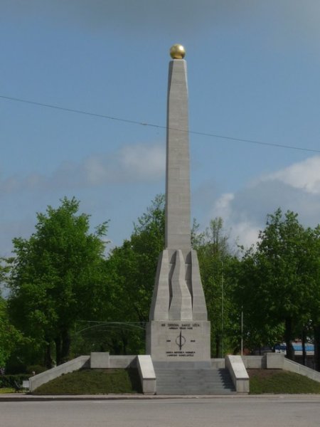 Cesis Victory Monument, built in memory of fallen soldiers