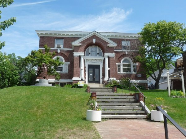 Andrew Carnegie Library