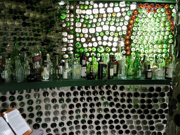 Glass bottle bar