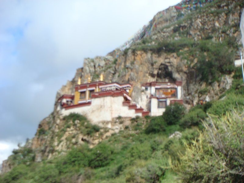 Drak Yerpa caves