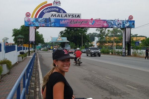 After 817 miles, entering Malaysia! 