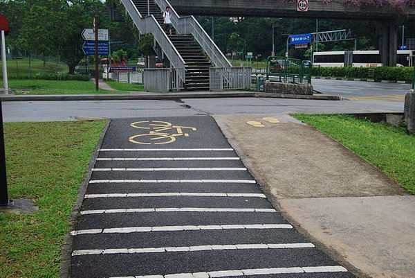The one block bike path in Singapore