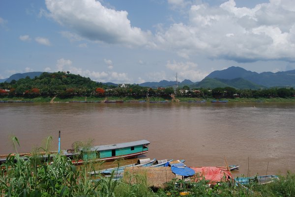 Mekong River from town across from LPB