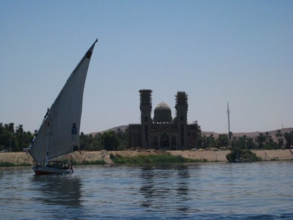 FELUCCA SAIL, ASWAN