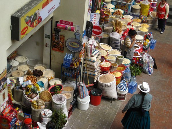 Cuenca: Mercado 10 de Agosto