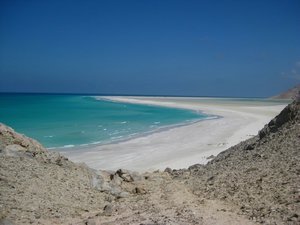 Qalansiah beach