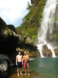 Bomod-ok Falls trek