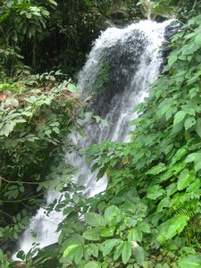 Kalutongan Falls 