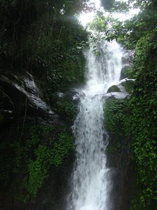 Kalutongan Falls 