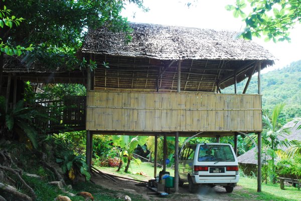 Bavanggazo longhouse