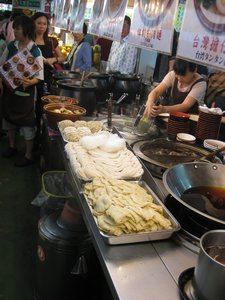 Shilin night market