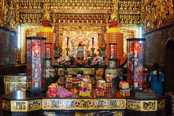Madame Linshuei temple