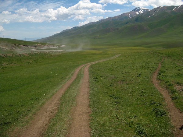 Song Kul trek on horseback day 1