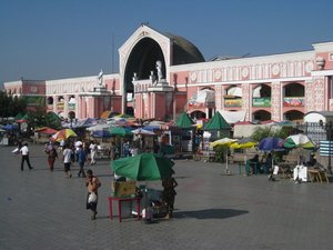 Khojand Panchshanbe bazaar
