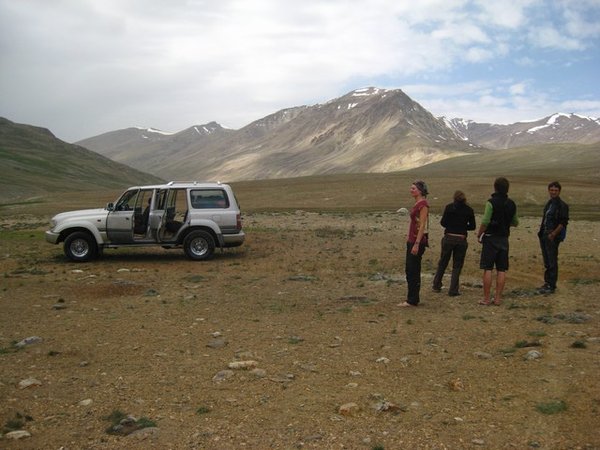 drive to Turumtal Kul lake