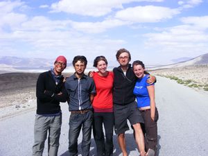 group photo, Khargush pass