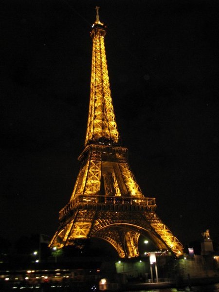 Eiffell Tower by Nite all lite up