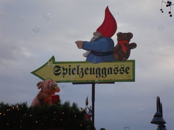 Gnomes from the Christmas Market in Alter Markt