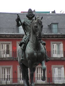 Day 6 - Statue of Filipe III in the Plaza Mayor in Madrid