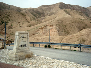 Sea level - on the way to Masada