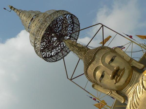 The 45m standing buddha