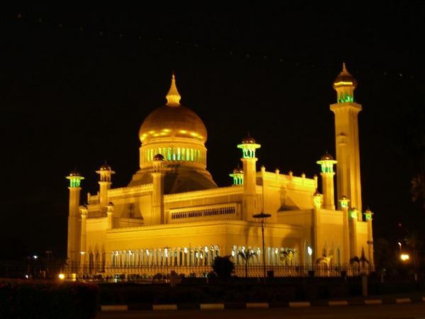 Omar Mosque at night