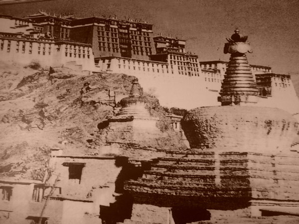 The Potala Palace in old times