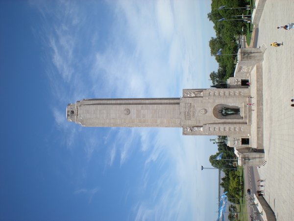 Flag monument