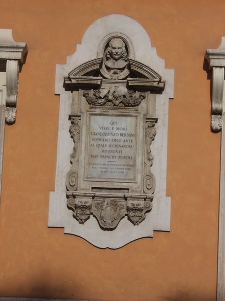 plaque showing Bernini's home